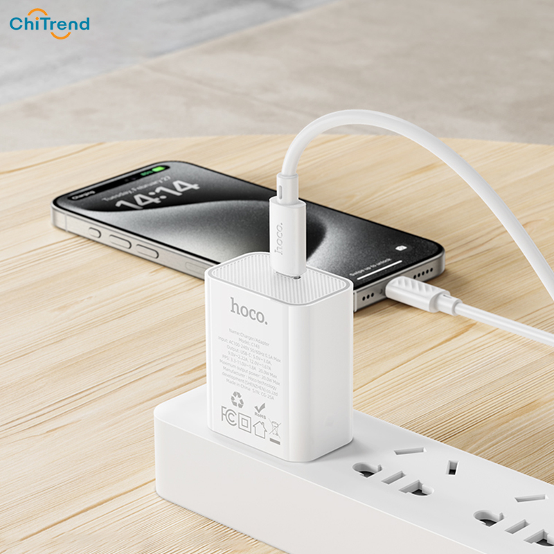 Cốc sạc nhanh Type-C Hoco C143 PD20W chân cắm US