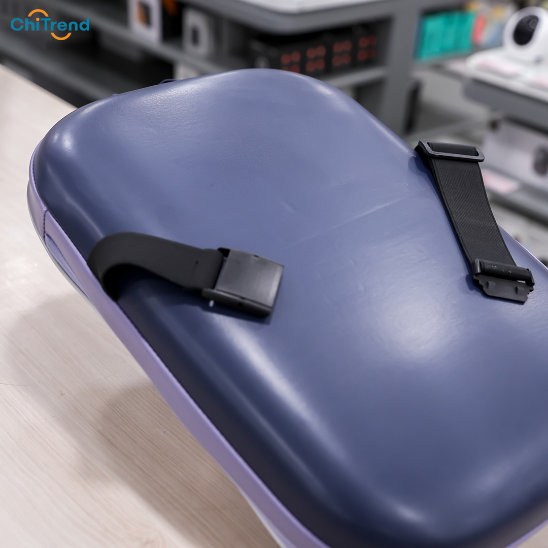 Máy massage lưng BOMIDI BM02 da PU chính hãng